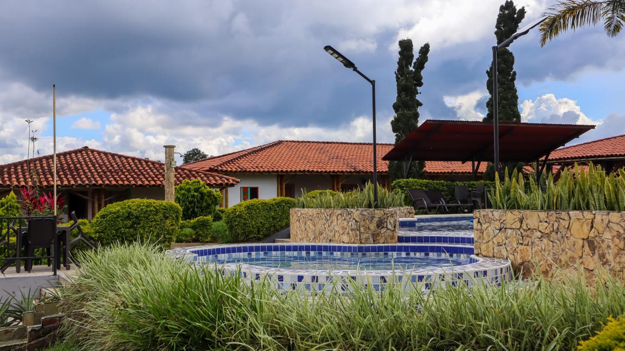 Hotel Parque de los Arrieros Montenegro Exterior foto