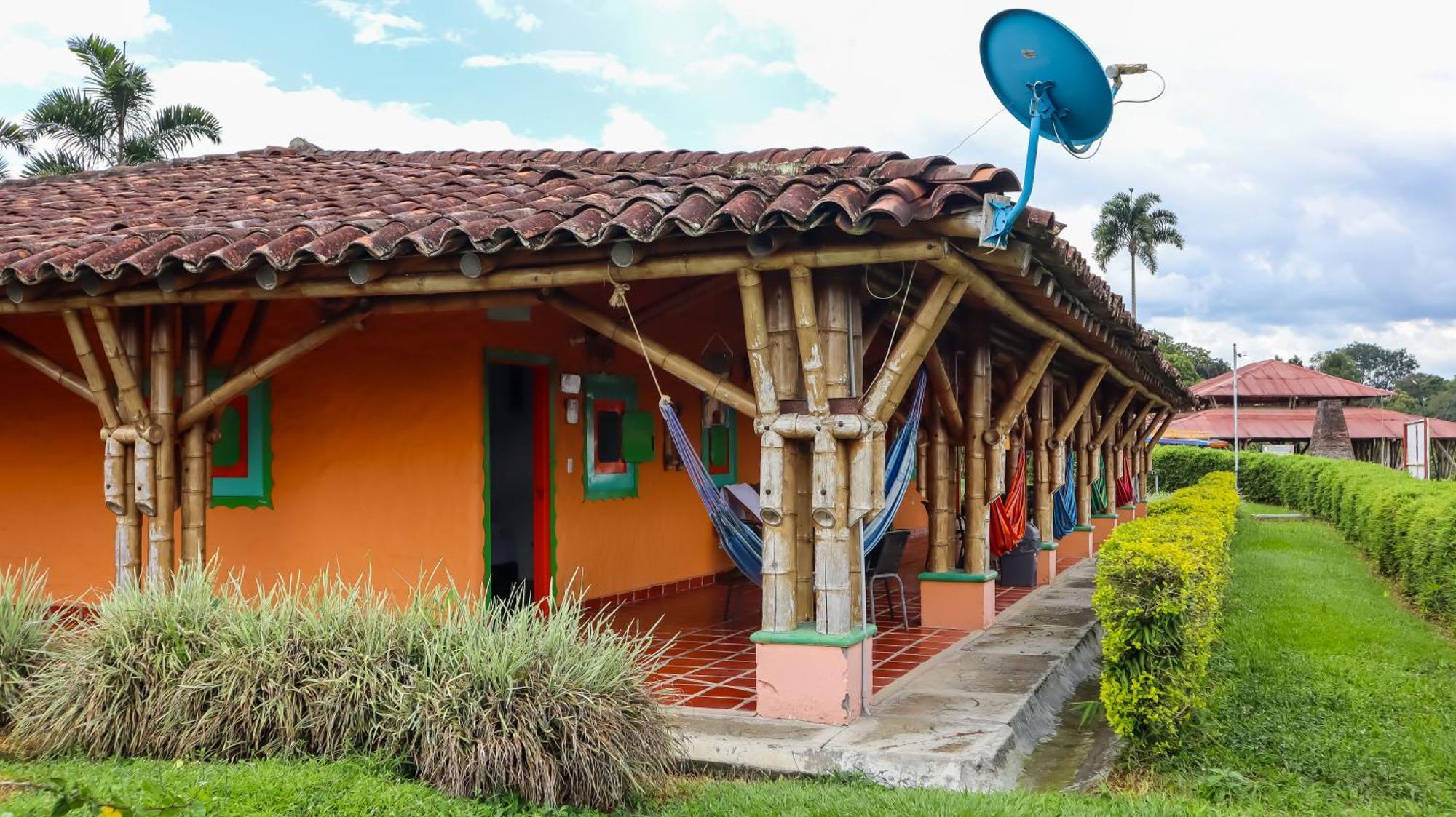 Hotel Parque de los Arrieros Montenegro Exterior foto